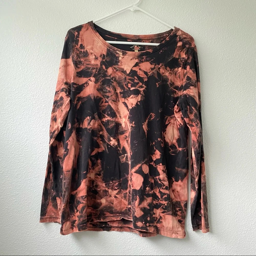 128. Blue Mountain Long Sleeve Tie Dye Shirt - Picture 2 of 7